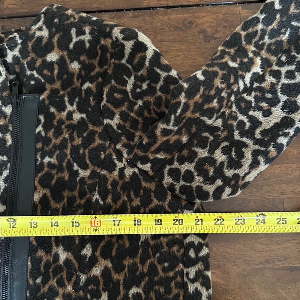JOE FRESH Women's Black and Brown Cheetah Print Teddy Jacket - Picture 8 of 12